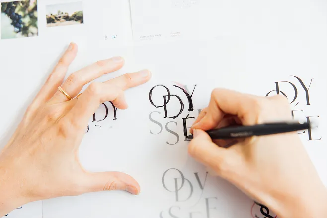 Travail de lettrage. design à la main pour "Odyssé"